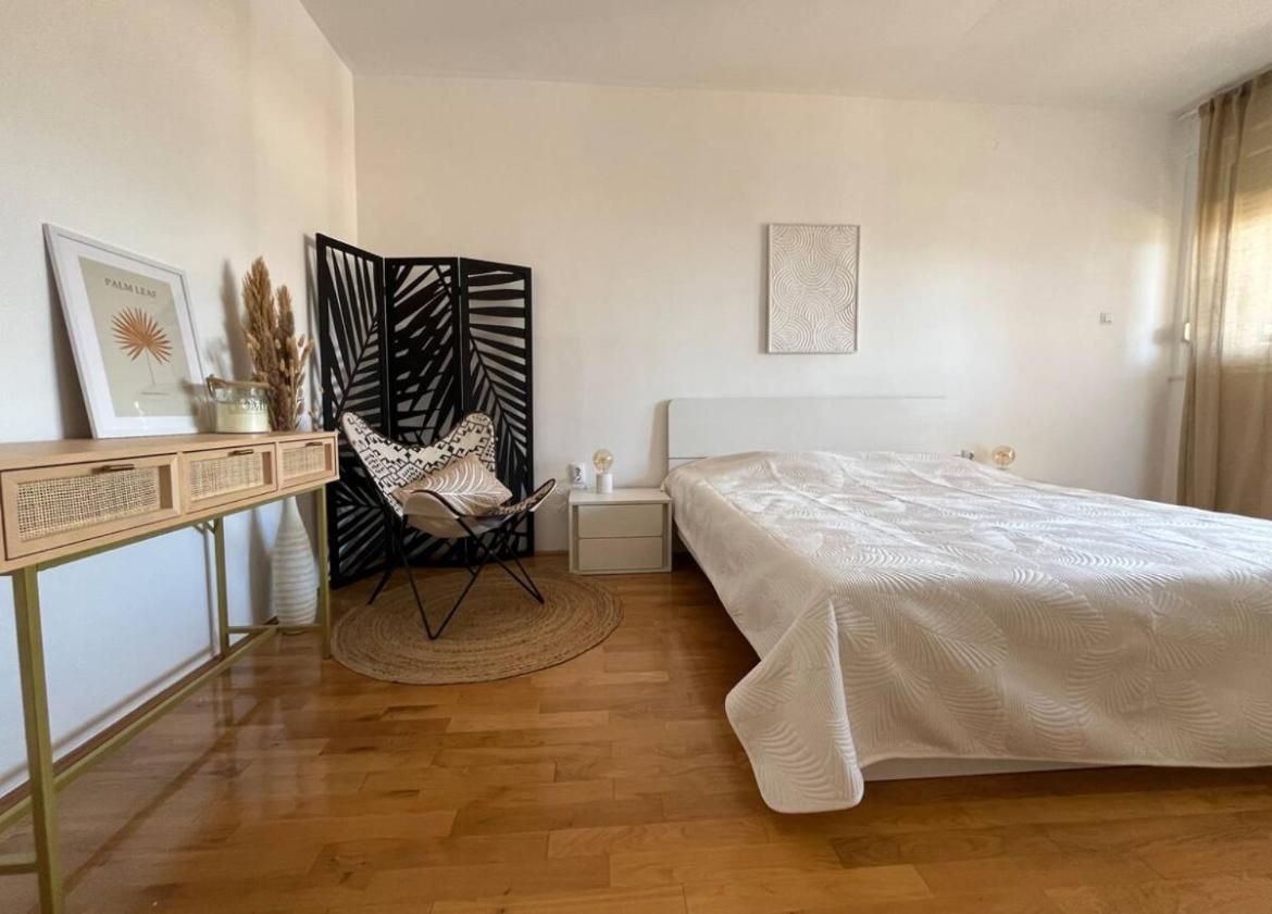 Apartman Dora, Sibenik, Sibensko-Kninska エクステリア 写真